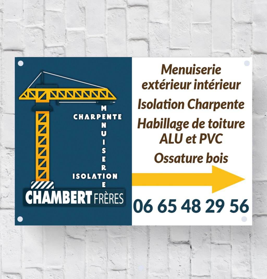 A2com - Panneaux signalétique Chambert Frères. De couleurs bleu et jaune avec une écriture marron : "Menuiserie" "Extérieur / Intérieur" "Isolation / Charpente" "Habillage de toiture" "Alu et pvc" "Ossature bois"